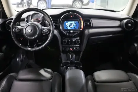 MINI Cooper 1.5 12V 4P TWINPOWER STEPTRONIC AUTOM�TICO, Foto 6