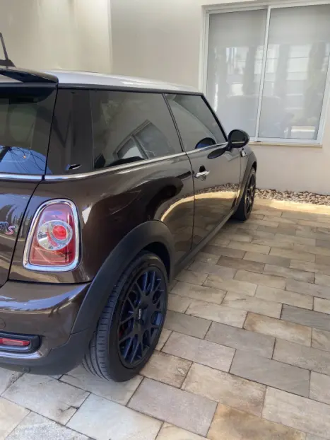 MINI Cooper 1.6 16V S TURBO AUTOM�TICO, Foto 4