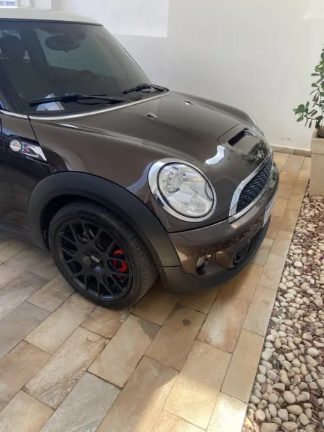 MINI Cooper 1.6 16V S TURBO AUTOM�TICO, Foto 5