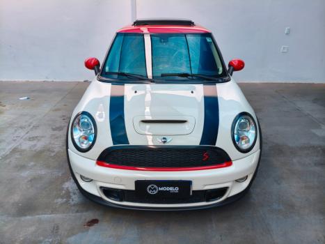 MINI Cooper 1.6 16V S TURBO AUTOM�TICO, Foto 2