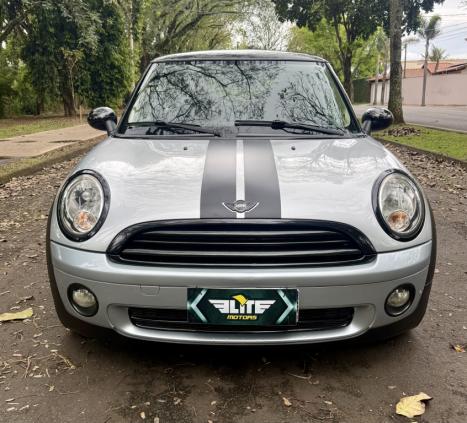 MINI Cooper 1.6 16V, Foto 2