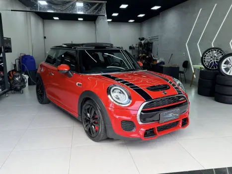 MINI Cooper 2.0 16V 4P TWINPOWER JOHN COOPER WORKS STEPTRONIC AUTOM�TICO, Foto 2