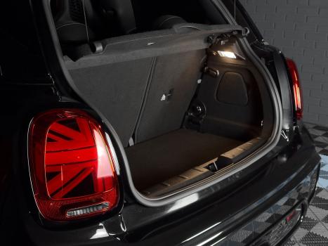 MINI Cooper 2.0 16V 4P TWINPOWER JOHN COOPER WORKS STEPTRONIC AUTOM�TICO, Foto 9