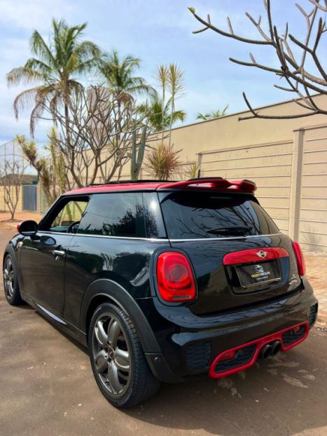 MINI John Cooper Works 2.0 16V TURBO AUTOM�TICO, Foto 2