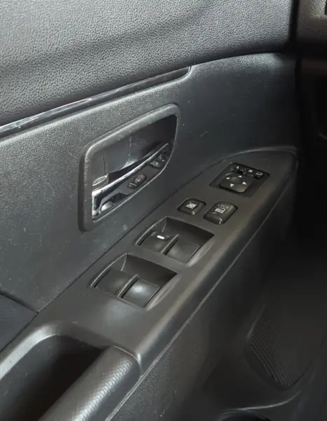 MITSUBISHI ASX 2.0 16V 4P 4X4 AWD AUTOMTICO, Foto 16