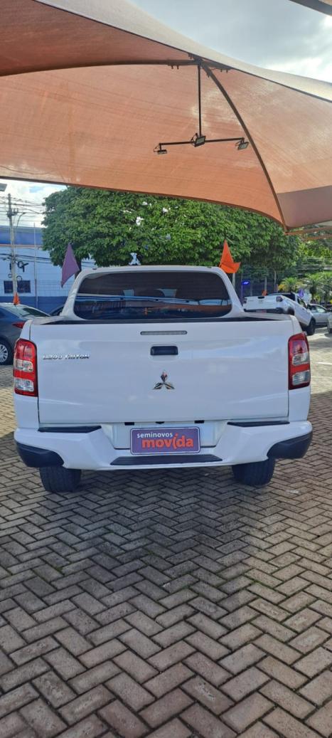 MITSUBISHI L 200 2.5 GL 4X4 CABINE DUPLA TURBO DISEL, Foto 4