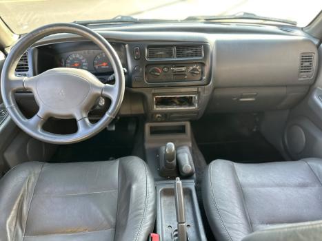 MITSUBISHI L 200 2.5 GL 4X4 CABINE DUPLA TURBO DISEL, Foto 7