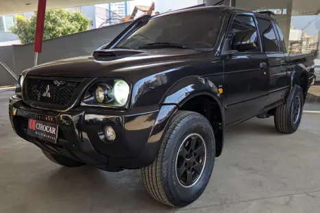 MITSUBISHI L 200 Outdoor 2.5 HPE 4X4 CABINE DUPLA TURBO DIESEL INTERCOOLER, Foto 3