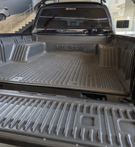 MITSUBISHI L 200 Outdoor 2.5 HPE 4X4 CABINE DUPLA TURBO DIESEL INTERCOOLER, Foto 12
