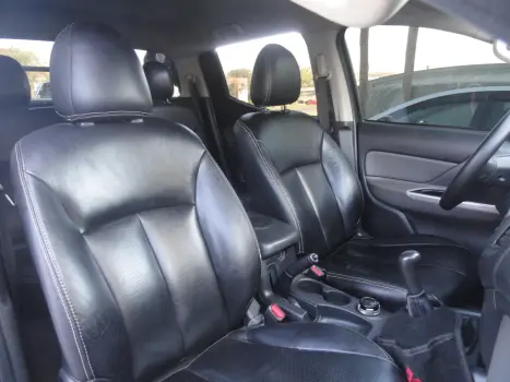 MITSUBISHI L 200 Triton 2.4 16V SPORT GLX 4X4 CABINE DUPLA TURBO DIESEL, Foto 18