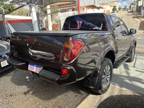 MITSUBISHI L 200 Triton 3.2 16V HPE 4X4 CABINE DUPLA TURBO DIESEL INTERCOOLER AUTOMTICO, Foto 4