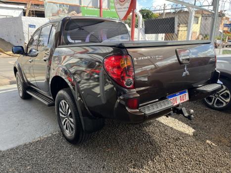 MITSUBISHI L 200 Triton 3.2 16V HPE 4X4 CABINE DUPLA TURBO DIESEL INTERCOOLER AUTOMTICO, Foto 5
