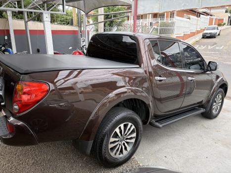 MITSUBISHI L 200 Triton 3.2 16V HPE 4X4 CABINE DUPLA TURBO DIESEL INTERCOOLER AUTOM�TICO, Foto 5