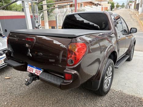MITSUBISHI L 200 Triton 3.2 16V HPE 4X4 CABINE DUPLA TURBO DIESEL INTERCOOLER AUTOM�TICO, Foto 8