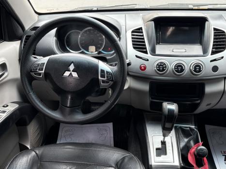 MITSUBISHI L 200 Triton 3.2 16V HPE 4X4 CABINE DUPLA TURBO DIESEL INTERCOOLER AUTOM�TICO, Foto 12