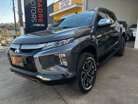 MITSUBISHI L 200 Triton 2.4 16V SPORT HPE 4X4 CABINE DUPLA TURBO DIESEL AUTOMTICO, Foto 2