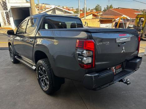 MITSUBISHI L 200 Triton 2.4 16V SPORT HPE 4X4 CABINE DUPLA TURBO DIESEL AUTOMTICO, Foto 7