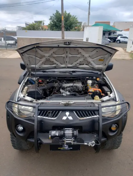 MITSUBISHI L 200 Triton 3.5 V6 24V 4X4 CABINE DUPLA, Foto 7
