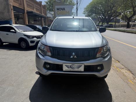MITSUBISHI L 200 Triton 2.4 16V SPORT GLX 4X4 CABINE DUPLA TURBO DIESEL, Foto 3