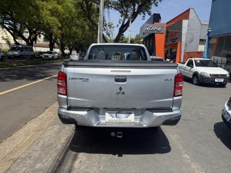 MITSUBISHI L 200 Triton 2.4 16V SPORT GLX 4X4 CABINE DUPLA TURBO DIESEL, Foto 7