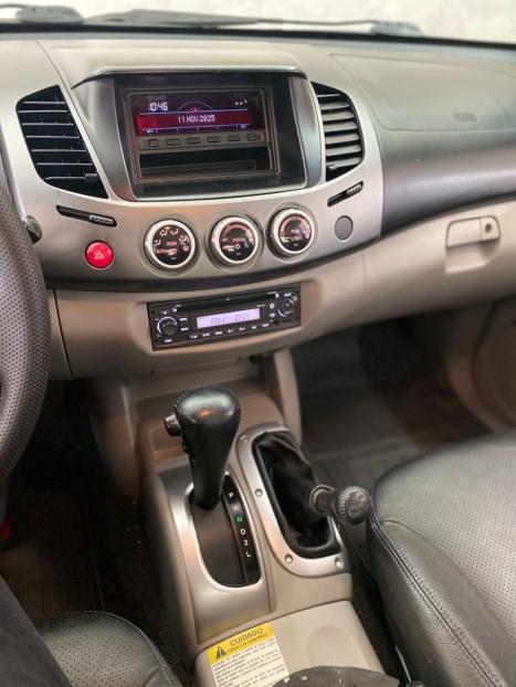 MITSUBISHI L 200 Triton 3.2 16V HPE 4X4 CABINE DUPLA TURBO DIESEL INTERCOOLER AUTOM�TICO, Foto 10