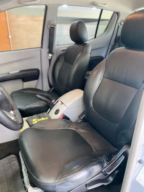 MITSUBISHI L 200 Triton 3.2 16V HPE 4X4 CABINE DUPLA TURBO DIESEL INTERCOOLER AUTOM�TICO, Foto 11