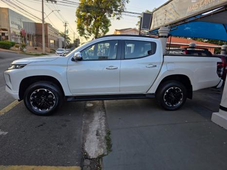 MITSUBISHI L 200 Triton 2.4 16V SPORT HPE 4X4 CABINE DUPLA TURBO DIESEL AUTOMTICO, Foto 3