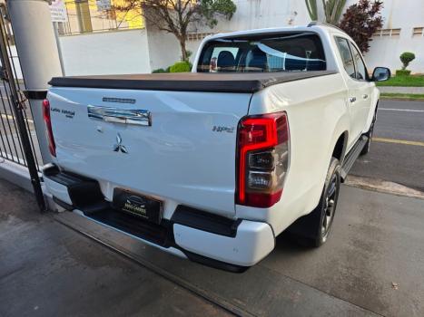 MITSUBISHI L 200 Triton 2.4 16V SPORT HPE 4X4 CABINE DUPLA TURBO DIESEL AUTOMTICO, Foto 6