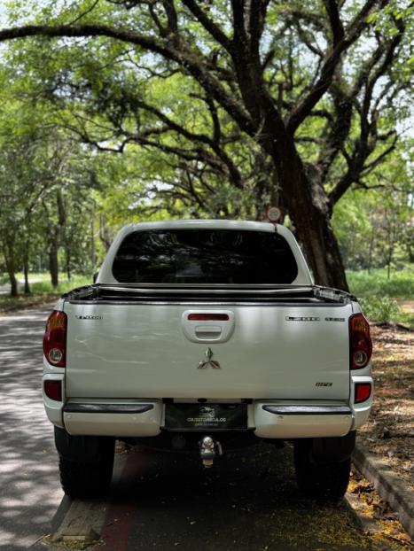 MITSUBISHI L 200 Triton 3.2 16V HPE 4X4 CABINE DUPLA TURBO DIESEL INTERCOOLER AUTOMTICO, Foto 2