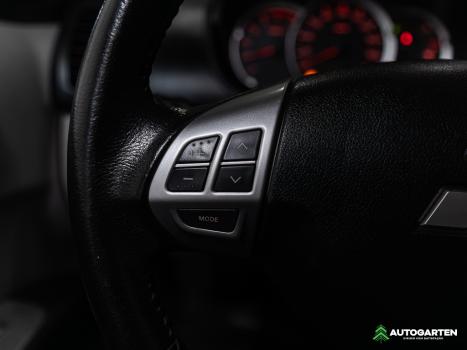 MITSUBISHI L 200 Triton 3.2 16V HPE 4X4 CABINE DUPLA TURBO DIESEL INTERCOOLER AUTOMTICO, Foto 10