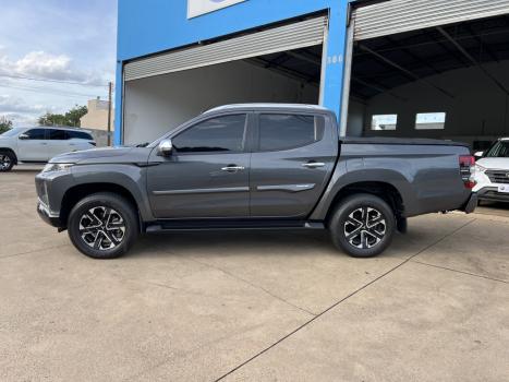 MITSUBISHI L 200 Triton 2.4 16V SPORT HPE-S 4X4 CABINE DUPLA TURBO DIESEL AUTOMTICO, Foto 8