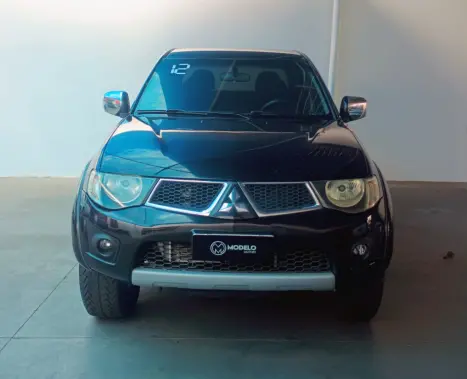 MITSUBISHI L 200 Triton 3.2 16V HPE 4X4 CABINE DUPLA TURBO DIESEL INTERCOOLER AUTOM�TICO, Foto 2