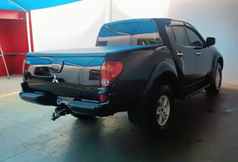 MITSUBISHI L 200 Triton 3.2 16V HPE 4X4 CABINE DUPLA TURBO DIESEL INTERCOOLER AUTOM�TICO, Foto 5