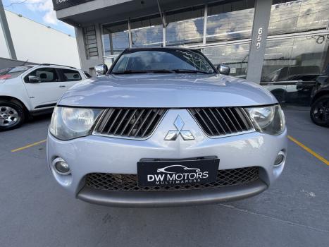 MITSUBISHI L 200 Triton 3.2 16V HPE 4X4 CABINE DUPLA TURBO DIESEL INTERCOOLER AUTOM�TICO, Foto 2