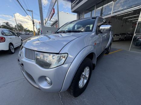 MITSUBISHI L 200 Triton 3.2 16V HPE 4X4 CABINE DUPLA TURBO DIESEL INTERCOOLER AUTOM�TICO, Foto 3