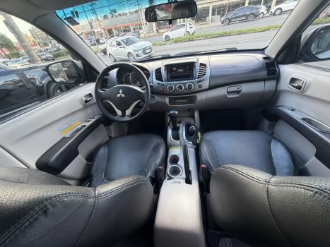 MITSUBISHI L 200 Triton 3.2 16V HPE 4X4 CABINE DUPLA TURBO DIESEL INTERCOOLER AUTOM�TICO, Foto 5
