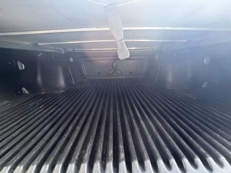 MITSUBISHI L 200 Triton 3.2 16V HPE 4X4 CABINE DUPLA TURBO DIESEL INTERCOOLER AUTOM�TICO, Foto 11