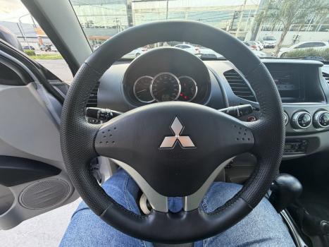 MITSUBISHI L 200 Triton 3.2 16V HPE 4X4 CABINE DUPLA TURBO DIESEL INTERCOOLER AUTOM�TICO, Foto 14