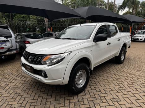 MITSUBISHI L 200 Triton 2.4 16V SPORT GL CABINE DUPLA TURBO DIESEL, Foto 2
