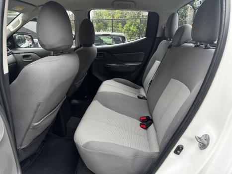 MITSUBISHI L 200 Triton 2.4 16V SPORT GL CABINE DUPLA TURBO DIESEL, Foto 8