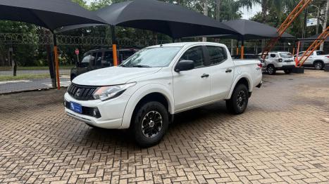 MITSUBISHI L 200 Triton 2.4 16V SPORT GL CABINE DUPLA TURBO DIESEL, Foto 2