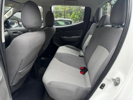 MITSUBISHI L 200 Triton 2.4 16V SPORT GL CABINE DUPLA TURBO DIESEL, Foto 7