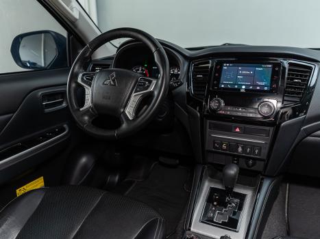 MITSUBISHI L 200 Triton 2.4 16V SPORT HPE-S 4X4 CABINE DUPLA TURBO DIESEL AUTOM�TICO, Foto 12