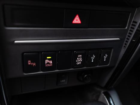 MITSUBISHI L 200 Triton 2.4 16V SPORT HPE-S 4X4 CABINE DUPLA TURBO DIESEL AUTOM�TICO, Foto 21