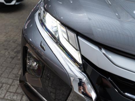 MITSUBISHI L 200 Triton 2.4 16V SPORT HPE-S 4X4 CABINE DUPLA TURBO DIESEL AUTOM�TICO, Foto 27