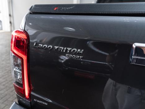 MITSUBISHI L 200 Triton 2.4 16V SPORT HPE-S 4X4 CABINE DUPLA TURBO DIESEL AUTOM�TICO, Foto 30