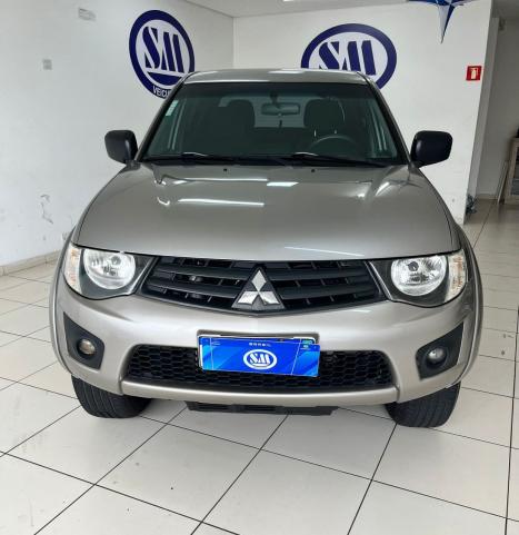 MITSUBISHI L 200 Triton 2.4 16V FLEX HLS CABINE DUPLA, Foto 3