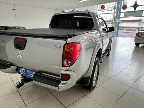 MITSUBISHI L 200 Triton 2.4 16V FLEX HLS CABINE DUPLA, Foto 8