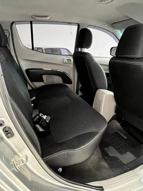 MITSUBISHI L 200 Triton 2.4 16V FLEX HLS CABINE DUPLA, Foto 10