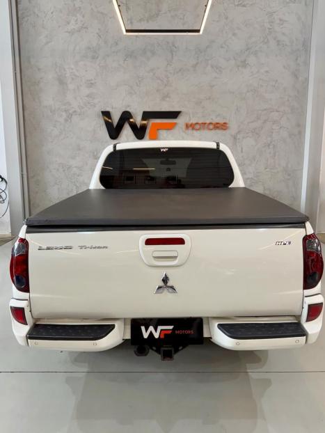 MITSUBISHI L 200 Triton 3.2 16V HPE 4X4 CABINE DUPLA TURBO DIESEL INTERCOOLER AUTOM�TICO, Foto 3